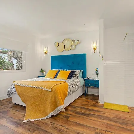 Apartamento Casa Jardín Del Sol Planta Alta *